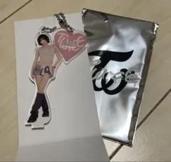 TWICE THIS IS FOR モモ ランダム ミニアクスタチャーム