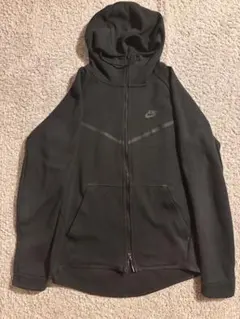 Nike テックフリースブラック フード付きパーカー M