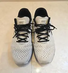 NIKE AIRMAX ランニングシューズ ホワイト/ブラック