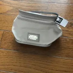 マリークワント　牛革ポーチ