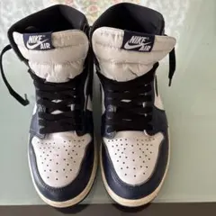 NIKEエアジョーダン１レトロハイ　OGミットナイトネイビー
