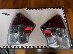 PRIUS V USDM 社外 テールライト 左右セット※ジャンク扱い PRIUS V USDM テールライト 左右セット※ジャンク扱い - メルカリ