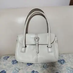 【本革】 ハンドバッグ 外ポケット付き オフホワイト ベージュ