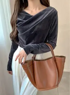 【新品】GRL ベロアドレープトップス