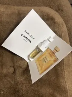CHANEL GABRIELLE ESSENCE オードゥパルファムサンプルのサムネイル