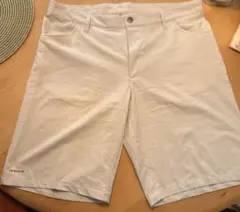 【未使用品】adidas golf グレー半ズボン　PRIMEBLUE