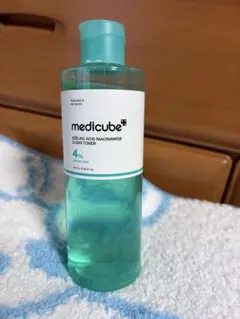 medicube メディキューブアゼラインナイアシンアミドクリア酸トナー