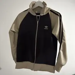 adidas ブラウン ベージュ トラックジャケット