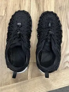 KEEN ブラック サンダル(キッズ)