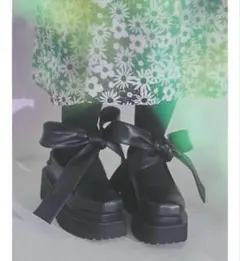 Simone Rocha フラワープリントソックス 花柄ラメ入り黒花柄ソックス