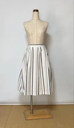 Honeys ハニーズ　フレアスカート　春服　夏服　ストライプ　縦縞のサムネイル