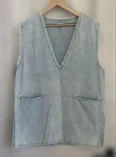 淡いデニム Vネックベスト