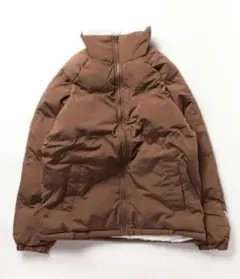 ダウンジャケット　ブラウン