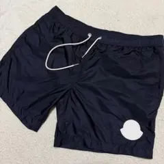 極美品！モンクレール ショートパンツ スイムショーツ ロゴワッペン　紺色 XL