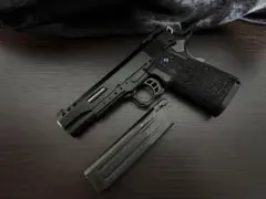 最終値下げ】東京マルイ HI-CAPA 4.3 D.O.R. - メルカリ