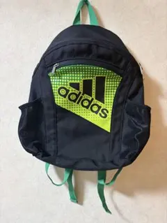 adidas リュックサックブラック×グリーン