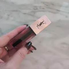 YSL ルージュ ピュールクチュール ヴェルニ ウォーターグロウ 211