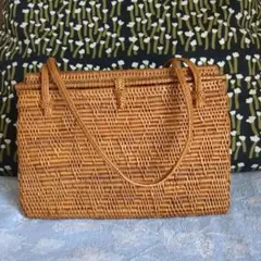ラタン 編み込みデザイン かごバッグ 小型
