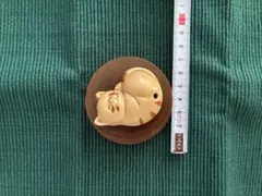 猫の陶器製お香立て　台座付きのサムネイル