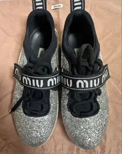 miu miu ミュウミュウ ブラック グリッター ハイカットスニーカー