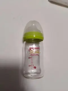 Pigeon 哺乳瓶 240ml ガラス製