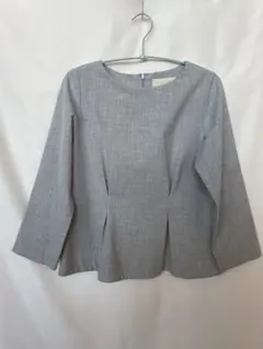 B：MING by beams Platinum ノーカラーブラウス　グレーのサムネイル
