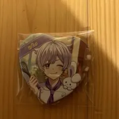 いれいす　ハート型缶バッジ　初兎