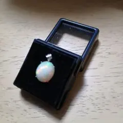 天然石エチオピアオパール　ペンダントトップ　Silver 925