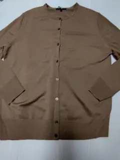 未着用☆ユニクロ薄手ブラウン毛１００カーディガンサイズＸＬ