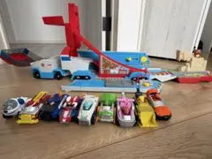 パウ・パトロール パウパトローラーとダイキャストビーグル9台セット