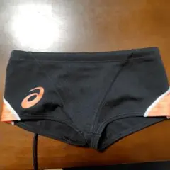 アシックス　練習水着　130センチ