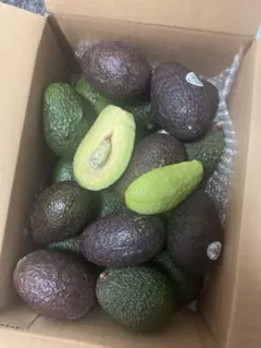 タイ産 ドリアン TAISHENDURIAN 果物4個入り - メルカリ