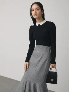 【タグ付】セルフォード　ロゴ刺繍ニットプルオーバー　パフスリーブ　襟付き　黒のサムネイル