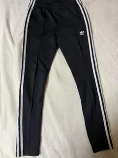adidas 3本ライン 黒パンツ Sサイズ