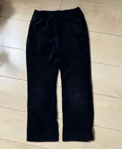 GU ブラック ストレートパンツ　120センチ