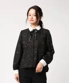 axes femme リボン