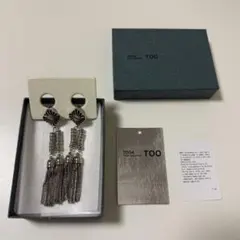 TOGA TOO タッセル イヤリングのサムネイル