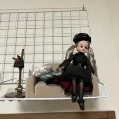 Liccaドール スタイリッシュリカ　フォトジェニック　ゴシックノワール ソファ