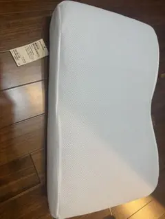 無印良品　寝返りを受け止めるまくらのサムネイル
