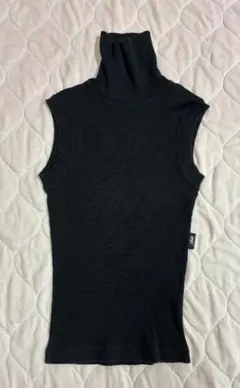 最終値下げ　アニエスベー　ノースリーブタートルネック　黒　Ｓサイズ　日本製
