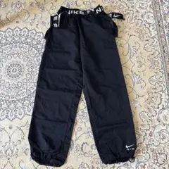 NIKE ブラック トレーニングパンツ Mサイズ　レディース