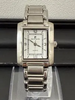 pierre cardin 腕時計 スクエア クォーツのサムネイル
