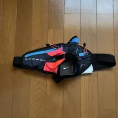Nike　ドリンクフォルダー付ウエストポーチ
