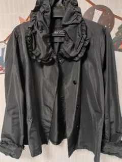 4298 ブラック フリル付きジャケット、シズカコムロ