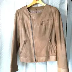 レディース ベージュ レザー ノーカラージャケット L