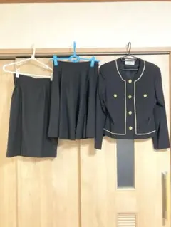 Renoma バブリースーツ　80年代　金ボタン　ヴィンテージ　黒　高級　レトロのサムネイル