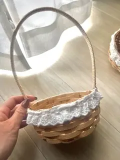 竹製レース付きリングピロー用バスケット