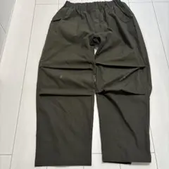 メンズ　カーゴパンツ カーキ　Mサイズ