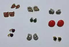 多様なデザインのイヤリング9点セット