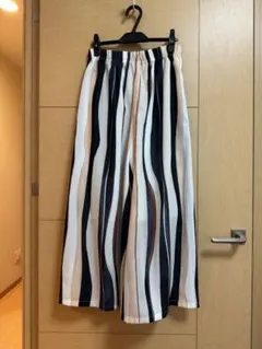 ISPANOで購入 ストライプ柄 イージーパンツ 裏地付き
